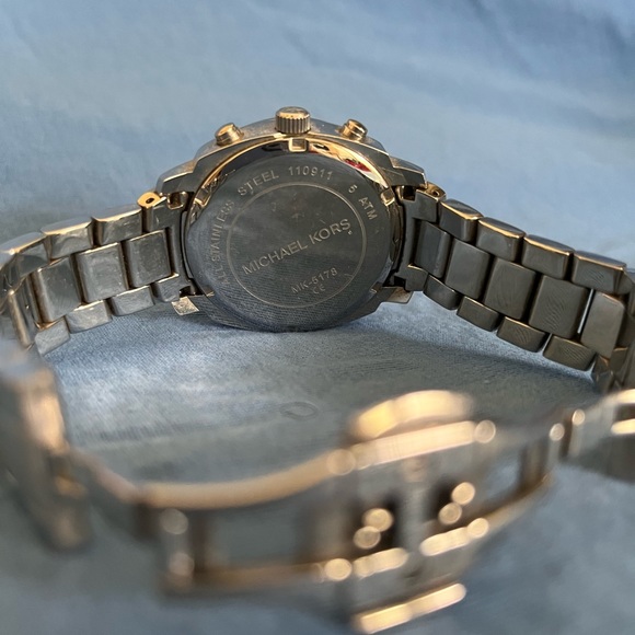 Michael Kors Ritz Women’s Watch MK-5178 Stainless Steel - Picture 4 of 8